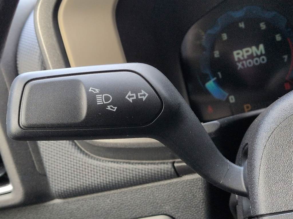 Thumbnail: 2025 Ford Bronco Sport - 18