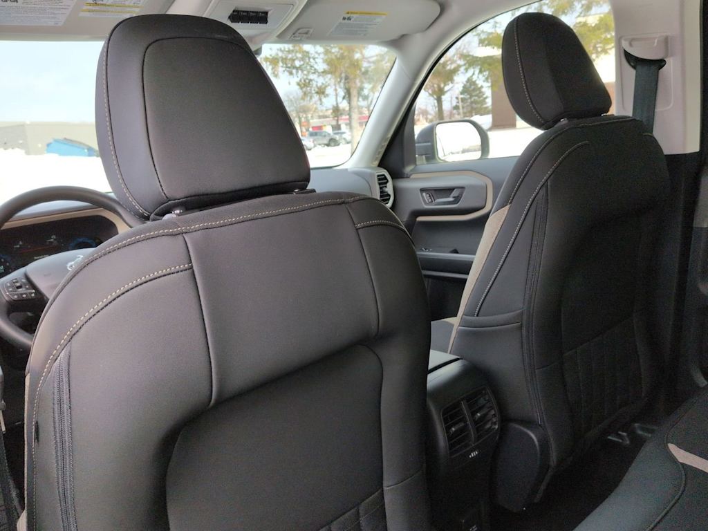 Thumbnail: 2025 Ford Bronco Sport - 11