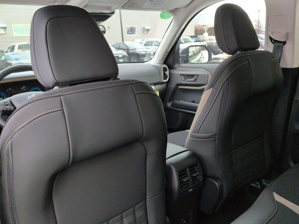 Thumbnail: 2025 Ford Bronco Sport - 10