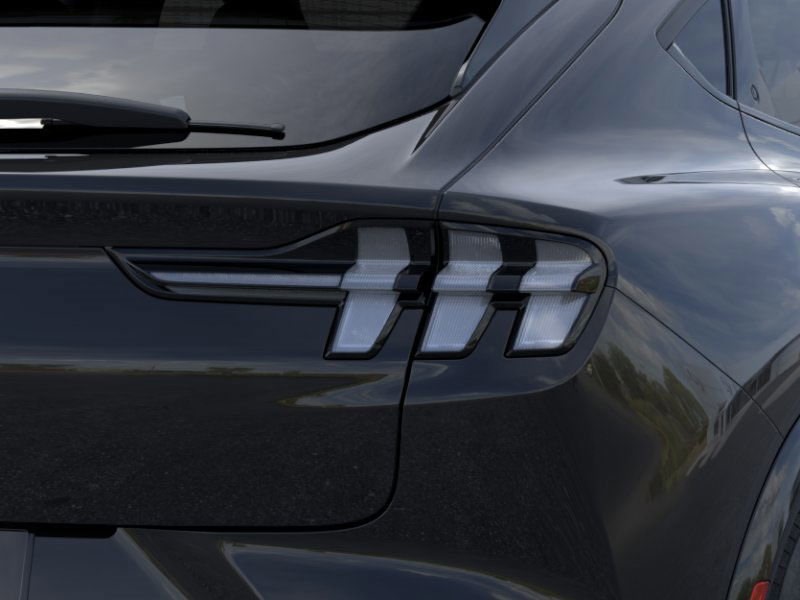 2025 Ford Mustang Mach-E Premium 21