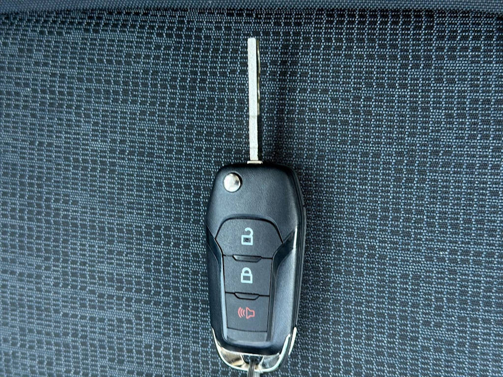 Thumbnail: 2025 Ford Maverick - 15