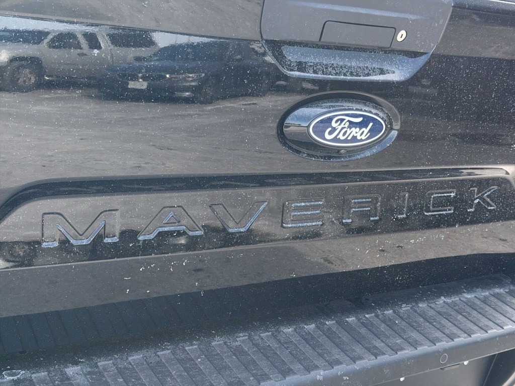 Thumbnail: 2025 Ford Maverick - 23