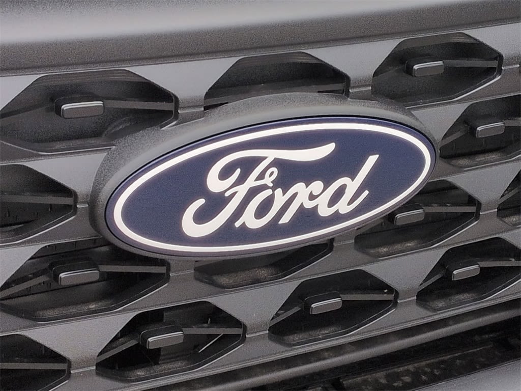 Thumbnail: 2025 Ford Maverick - 5