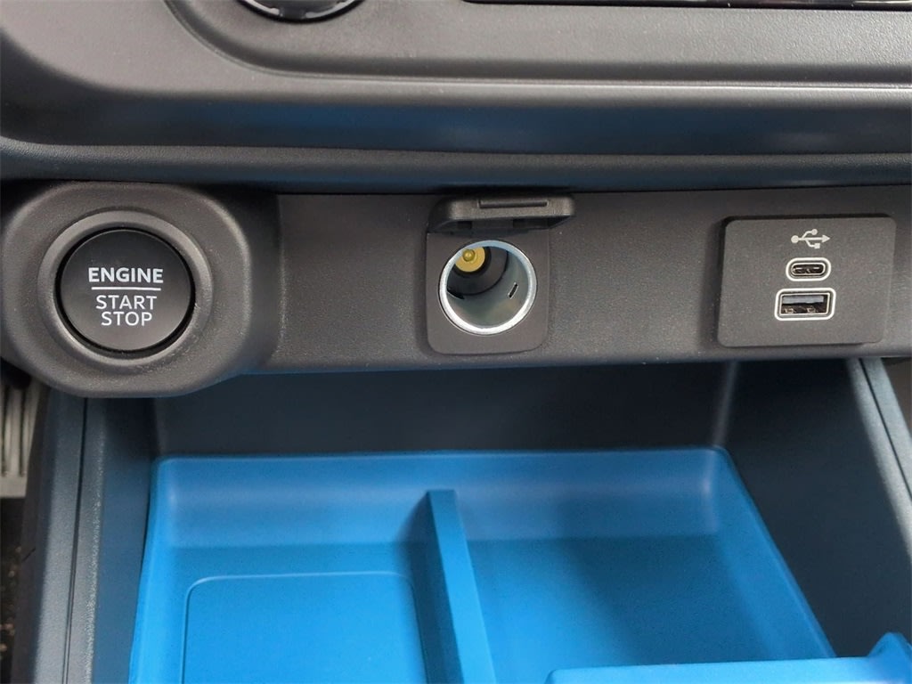 Thumbnail: 2025 Ford Maverick - 33