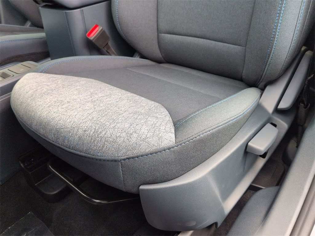 Thumbnail: 2025 Ford Maverick - 26