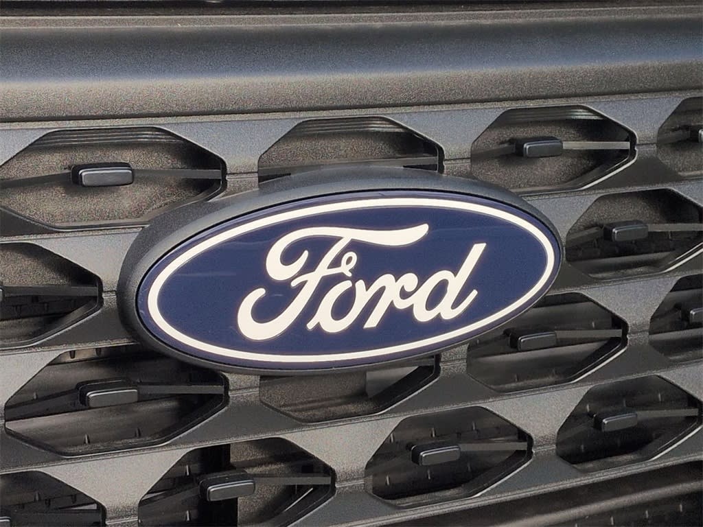 Thumbnail: 2025 Ford Maverick - 6