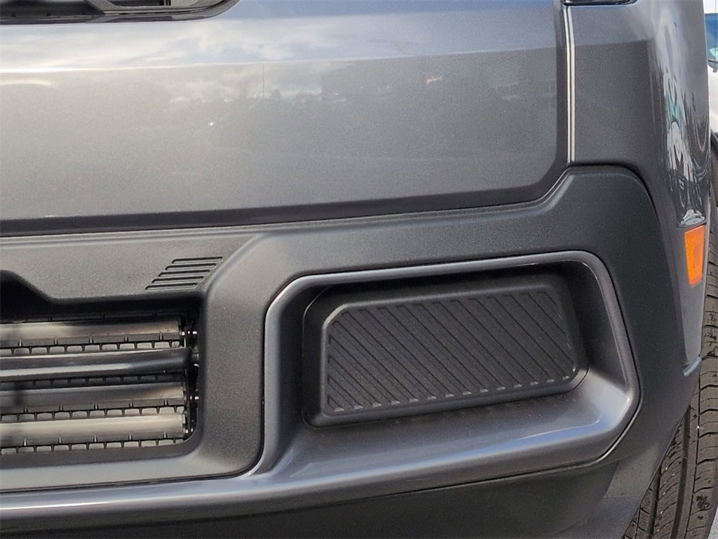 Thumbnail: 2025 Ford Maverick - 24