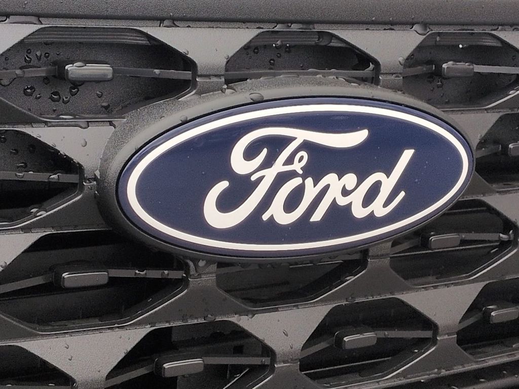 Thumbnail: 2025 Ford Maverick - 7