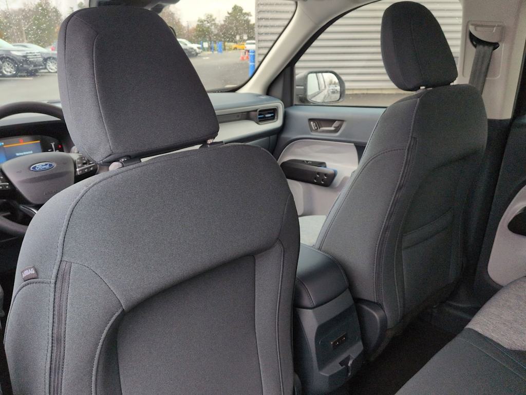 Thumbnail: 2025 Ford Maverick - 12