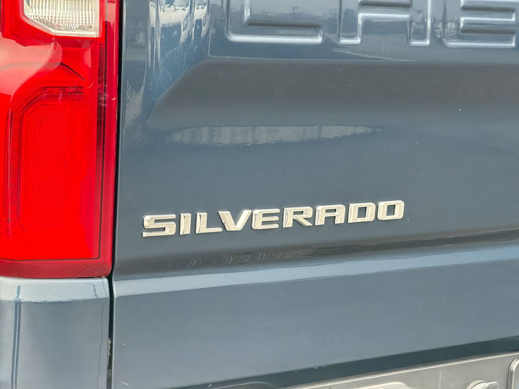 Thumbnail: 2021 Chevrolet Silverado 1500 - 26