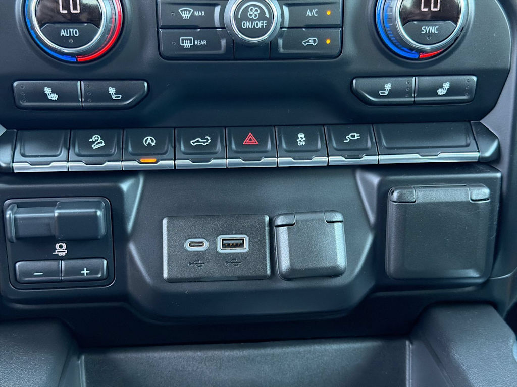 Thumbnail: 2020 Chevrolet Silverado 1500 - 35