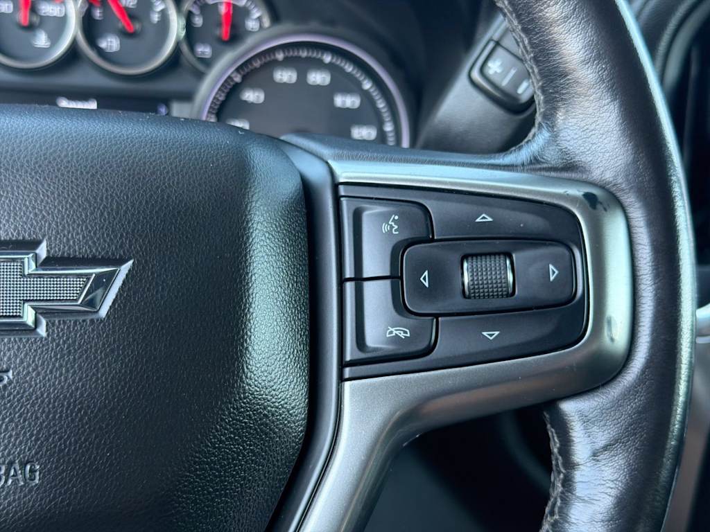 Thumbnail: 2020 Chevrolet Silverado 1500 - 31
