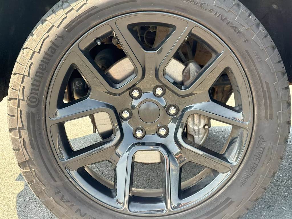 Thumbnail: 2020 Chevrolet Silverado 1500 - 8