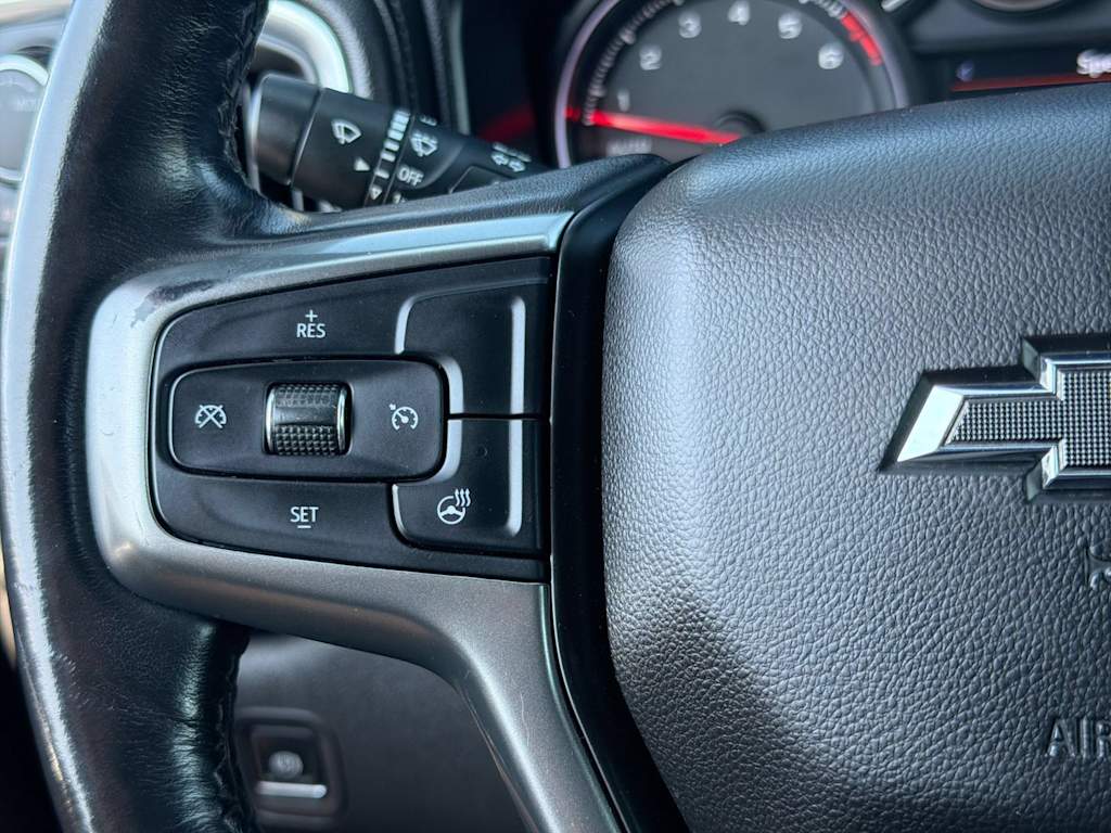 Thumbnail: 2020 Chevrolet Silverado 1500 - 30