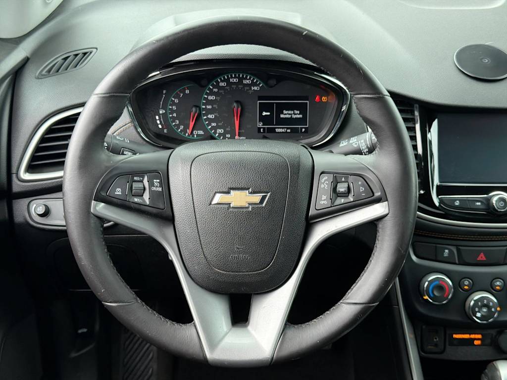 Thumbnail: 2017 Chevrolet Trax - 14