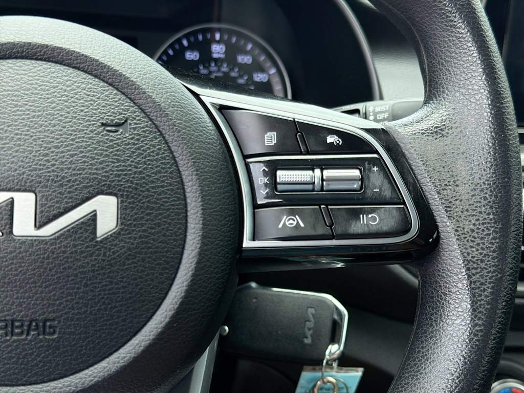 Thumbnail: 2023 Kia Forte - 29