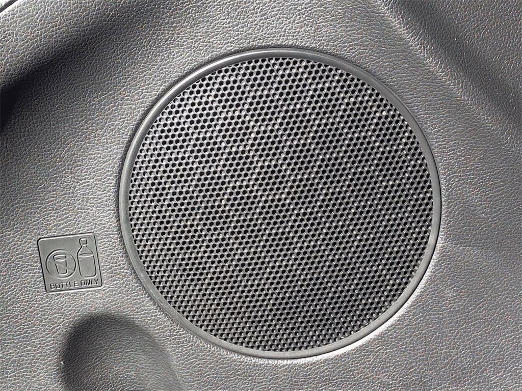 Thumbnail: 2017 Kia Forte - 34