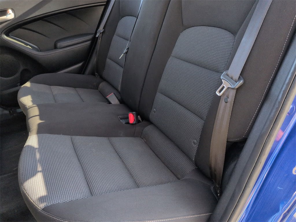 Thumbnail: 2017 Kia Forte - 29