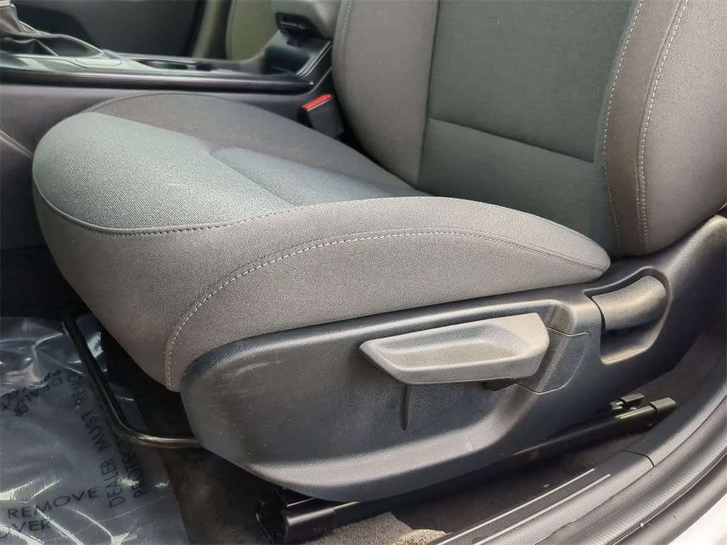 2025 Kia K4 LXS 27