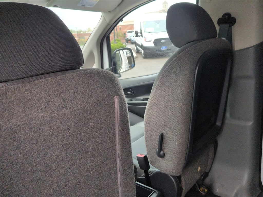 Thumbnail: 2015 Chevrolet City Express - 27