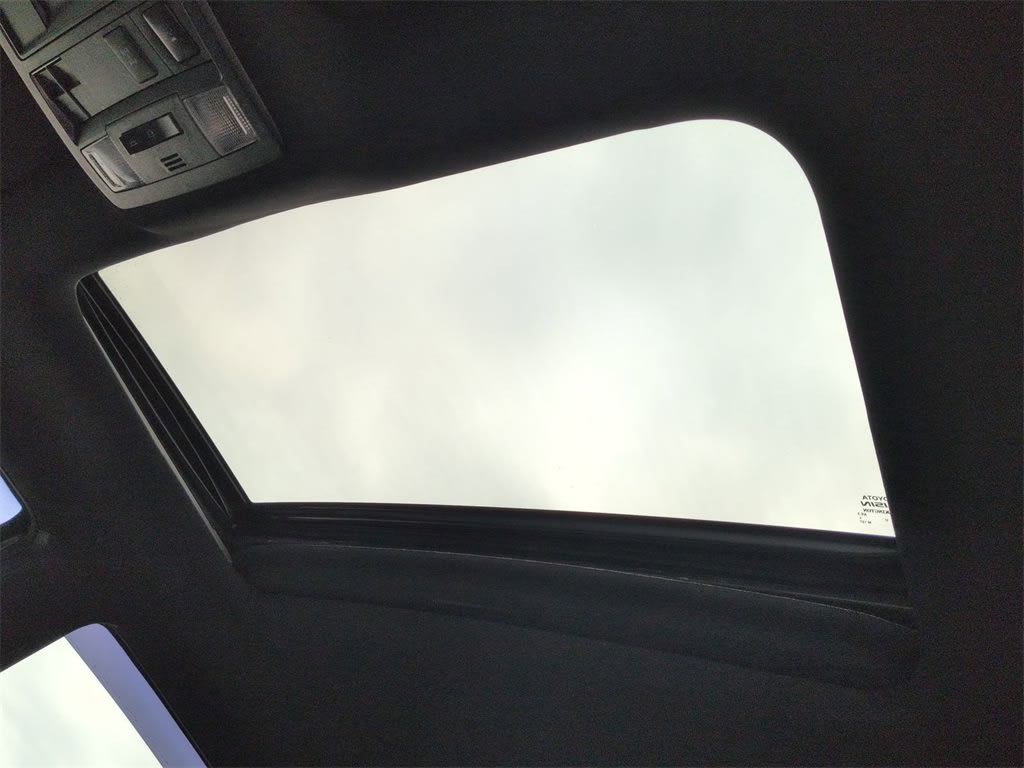 Thumbnail: 2017 Toyota Tacoma - 27