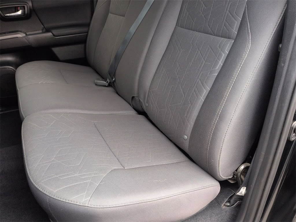 Thumbnail: 2017 Toyota Tacoma - 12