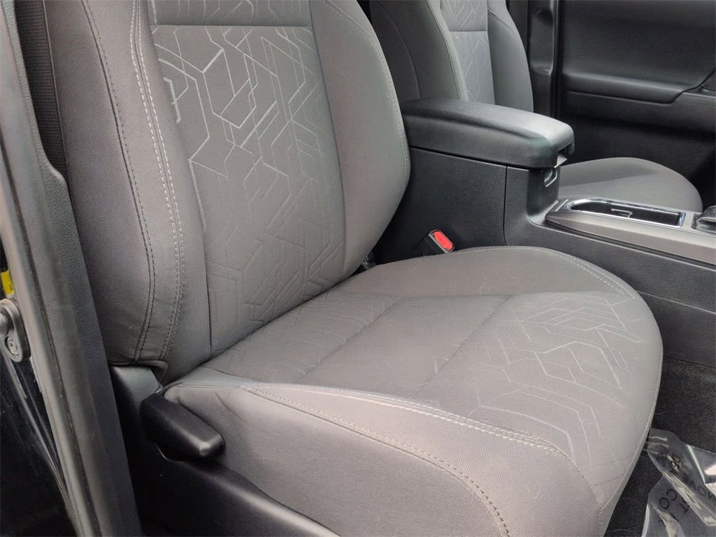 Thumbnail: 2017 Toyota Tacoma - 30