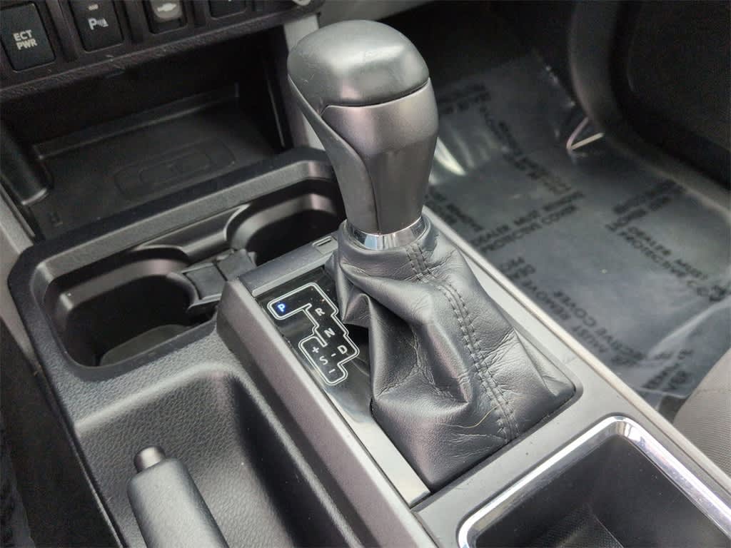 Thumbnail: 2017 Toyota Tacoma - 37