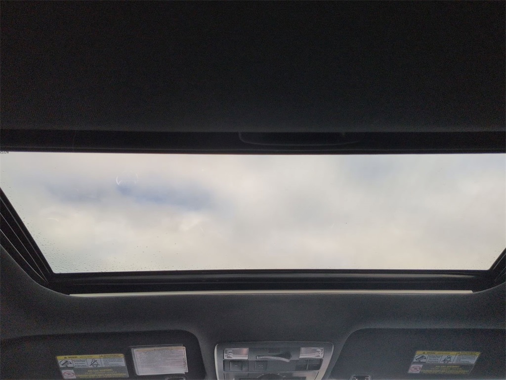 Thumbnail: 2017 Toyota Tacoma - 29