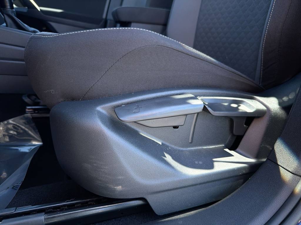 Thumbnail: 2021 Volkswagen Tiguan - 27