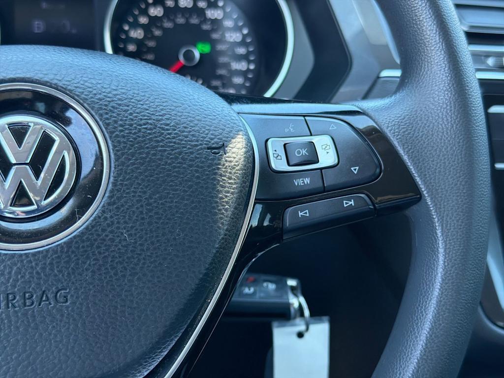 Thumbnail: 2021 Volkswagen Tiguan - 31