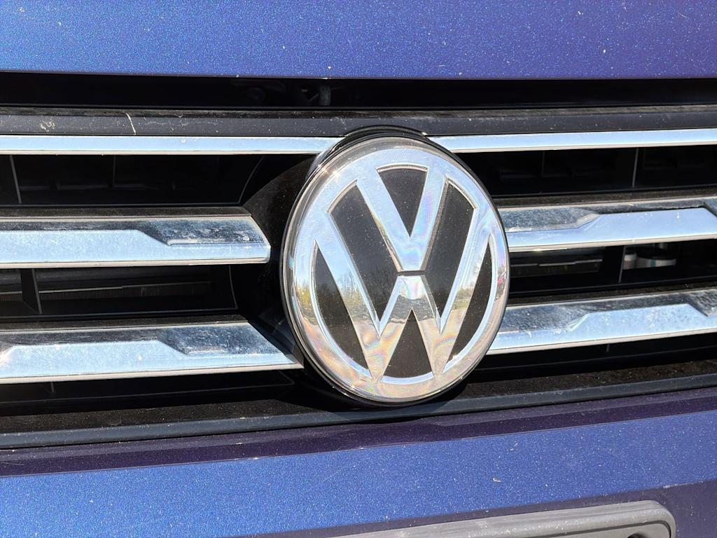 Thumbnail: 2021 Volkswagen Tiguan - 6
