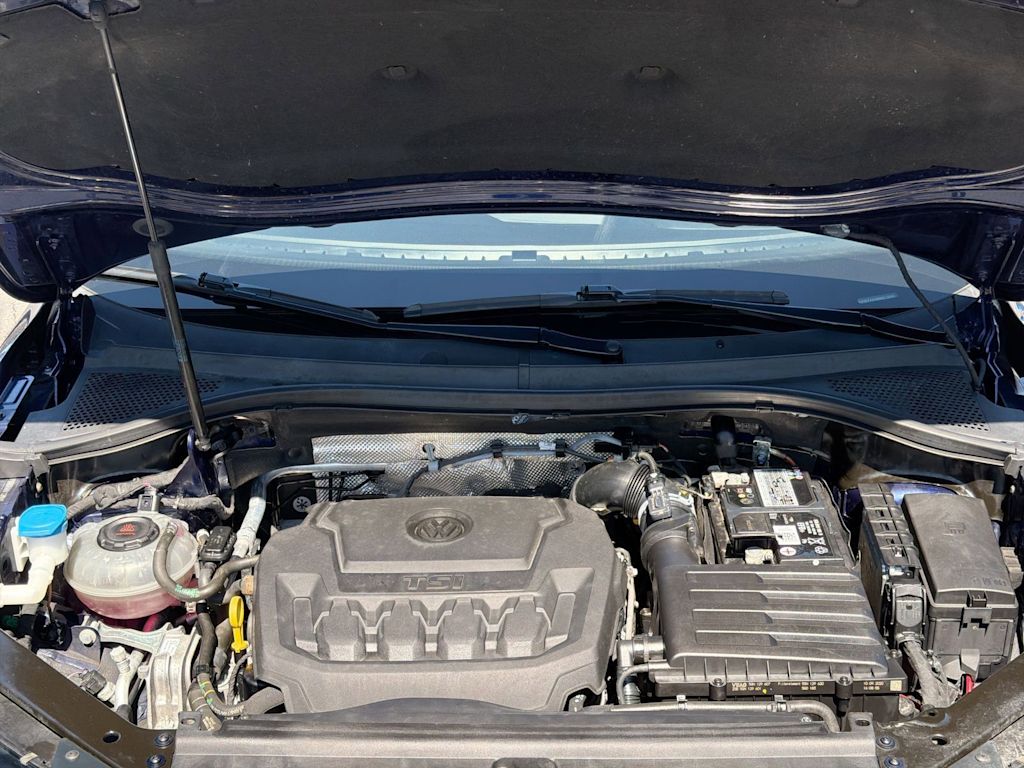 Thumbnail: 2021 Volkswagen Tiguan - 8