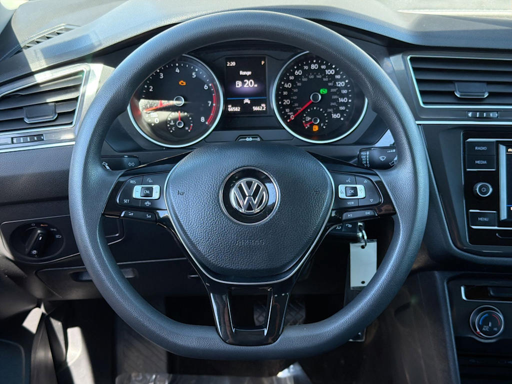 Thumbnail: 2021 Volkswagen Tiguan - 13