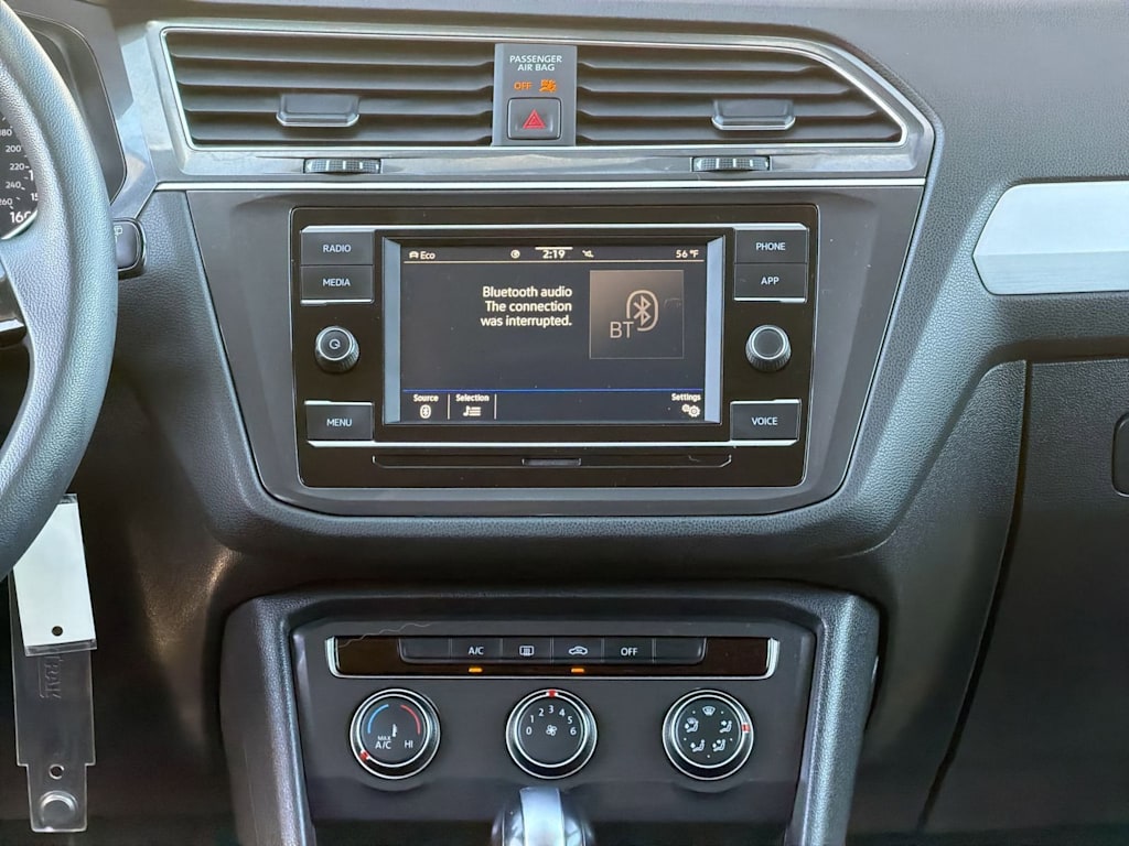 Thumbnail: 2021 Volkswagen Tiguan - 14