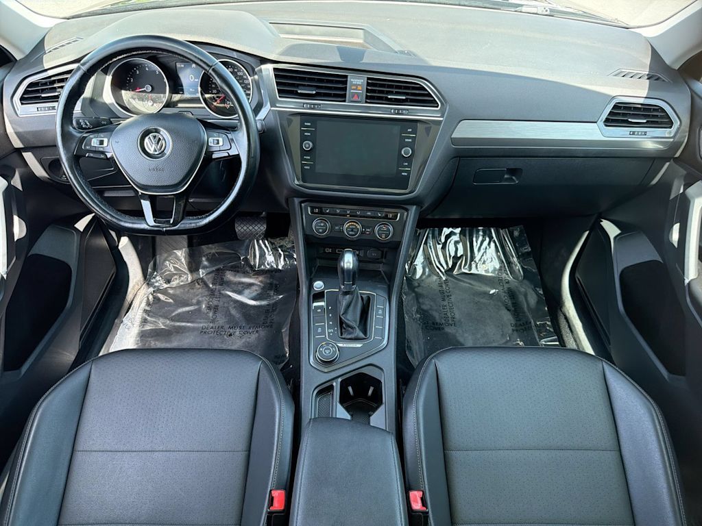 Thumbnail: 2018 Volkswagen Tiguan - 9