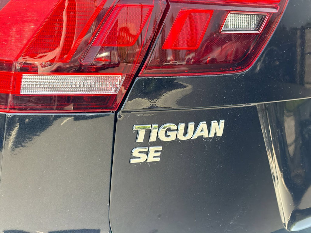 Thumbnail: 2018 Volkswagen Tiguan - 26