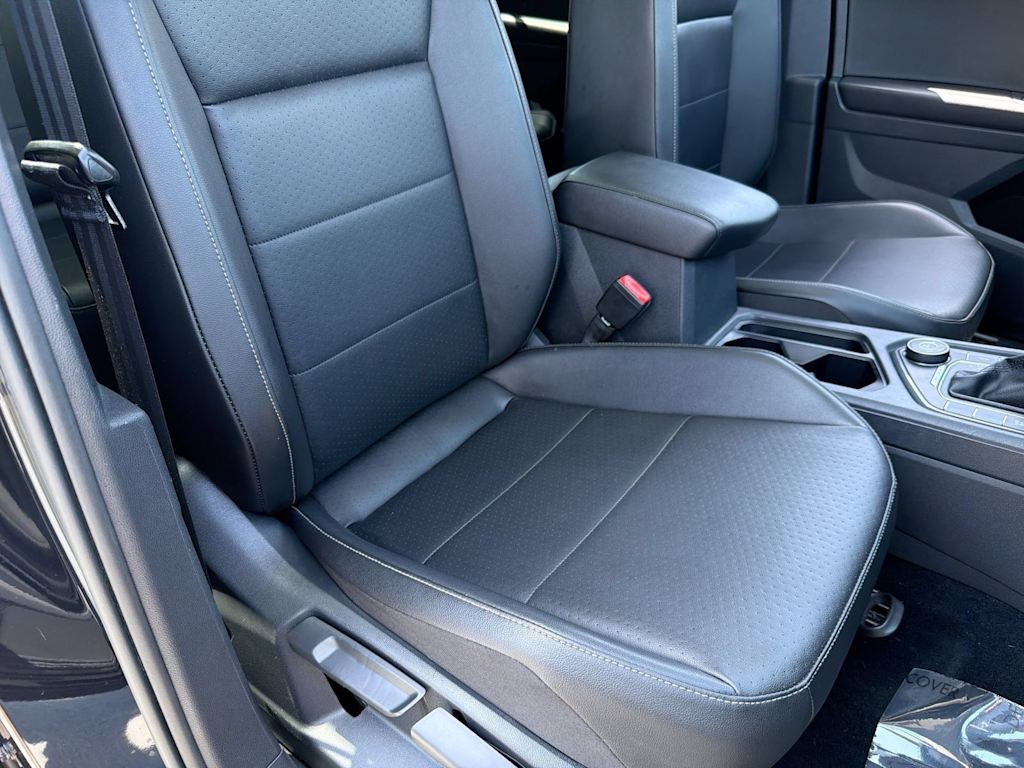 Thumbnail: 2018 Volkswagen Tiguan - 30
