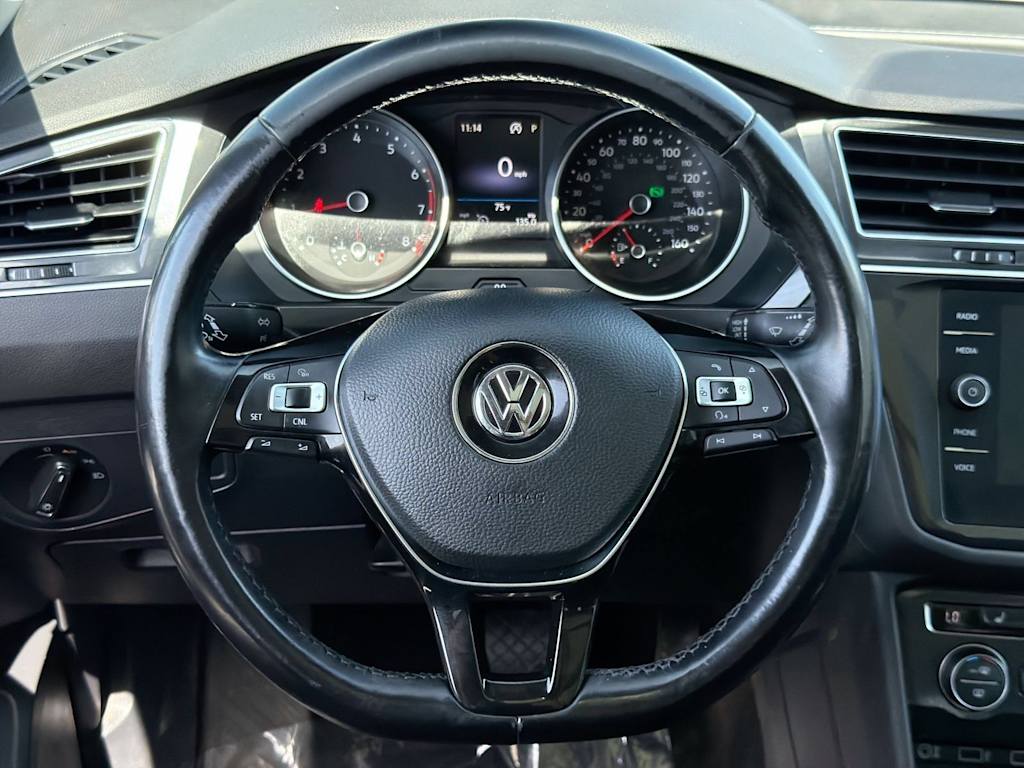 Thumbnail: 2018 Volkswagen Tiguan - 13