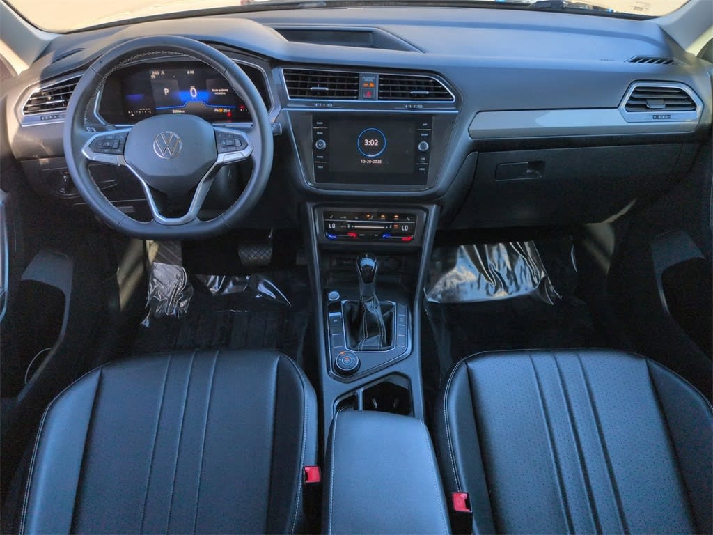 Thumbnail: 2022 Volkswagen Tiguan - 9