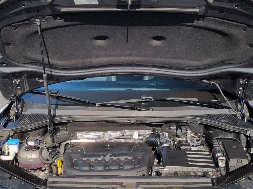 Thumbnail: 2022 Volkswagen Tiguan - 8