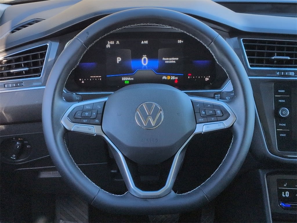 Thumbnail: 2022 Volkswagen Tiguan - 13