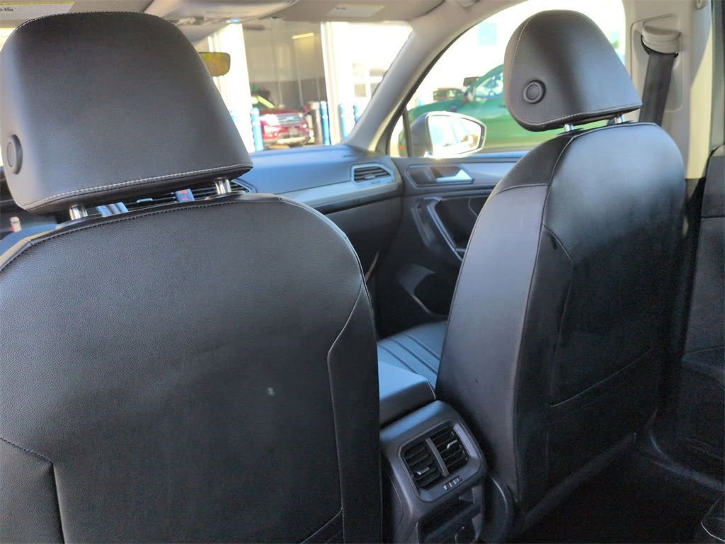 Thumbnail: 2022 Volkswagen Tiguan - 29