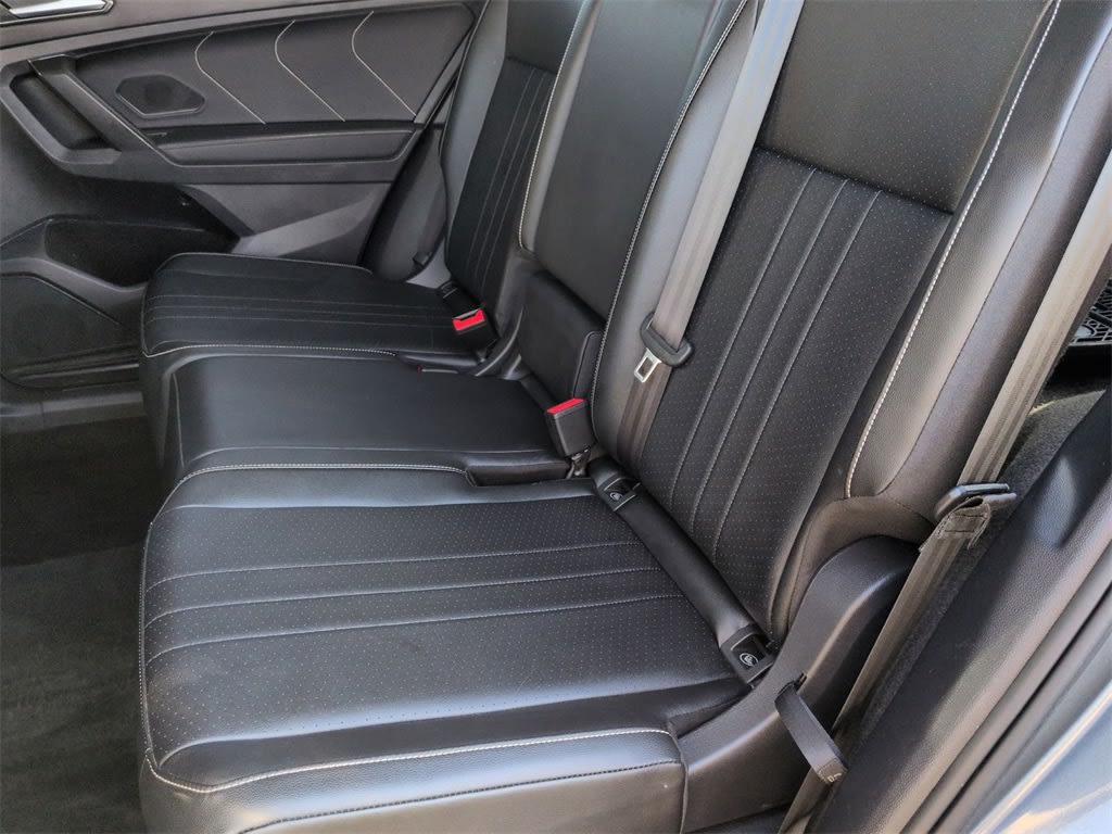 Thumbnail: 2022 Volkswagen Tiguan - 12