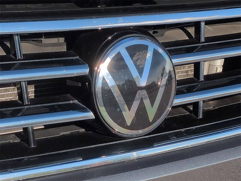 Thumbnail: 2022 Volkswagen Tiguan - 6