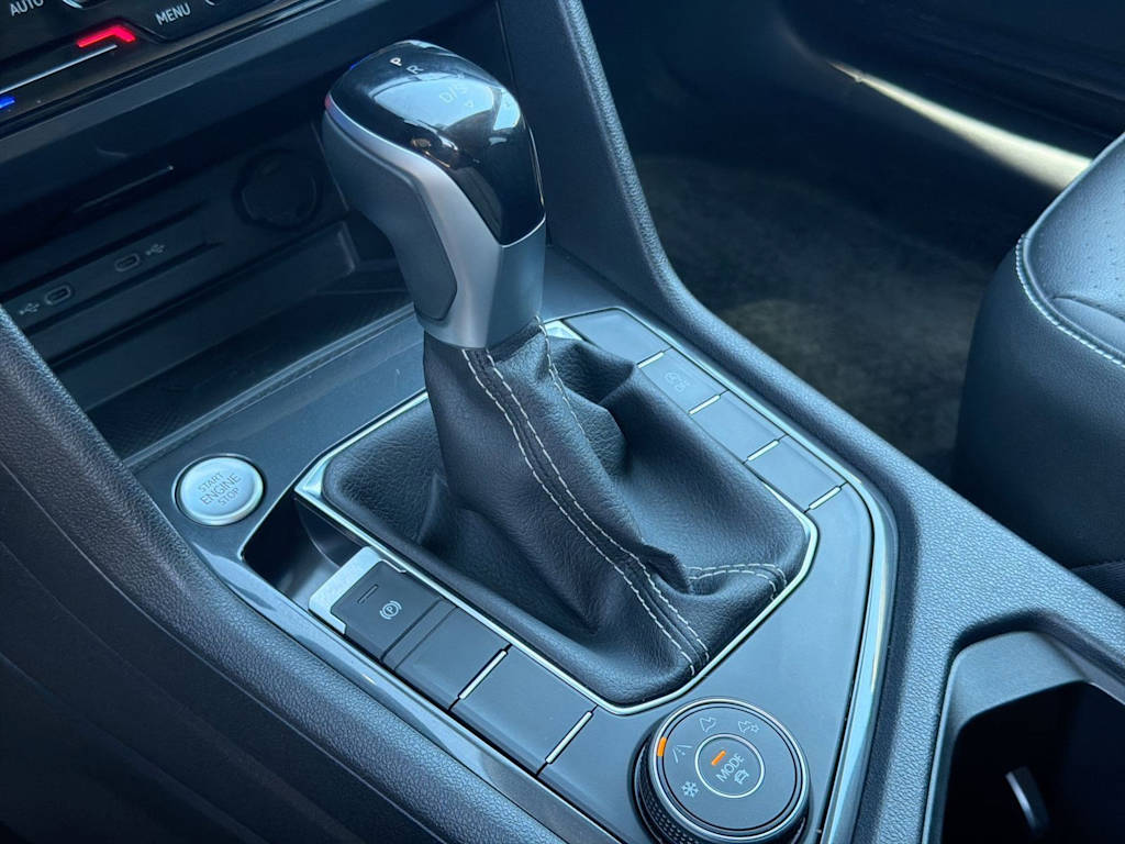 Thumbnail: 2024 Volkswagen Tiguan - 15