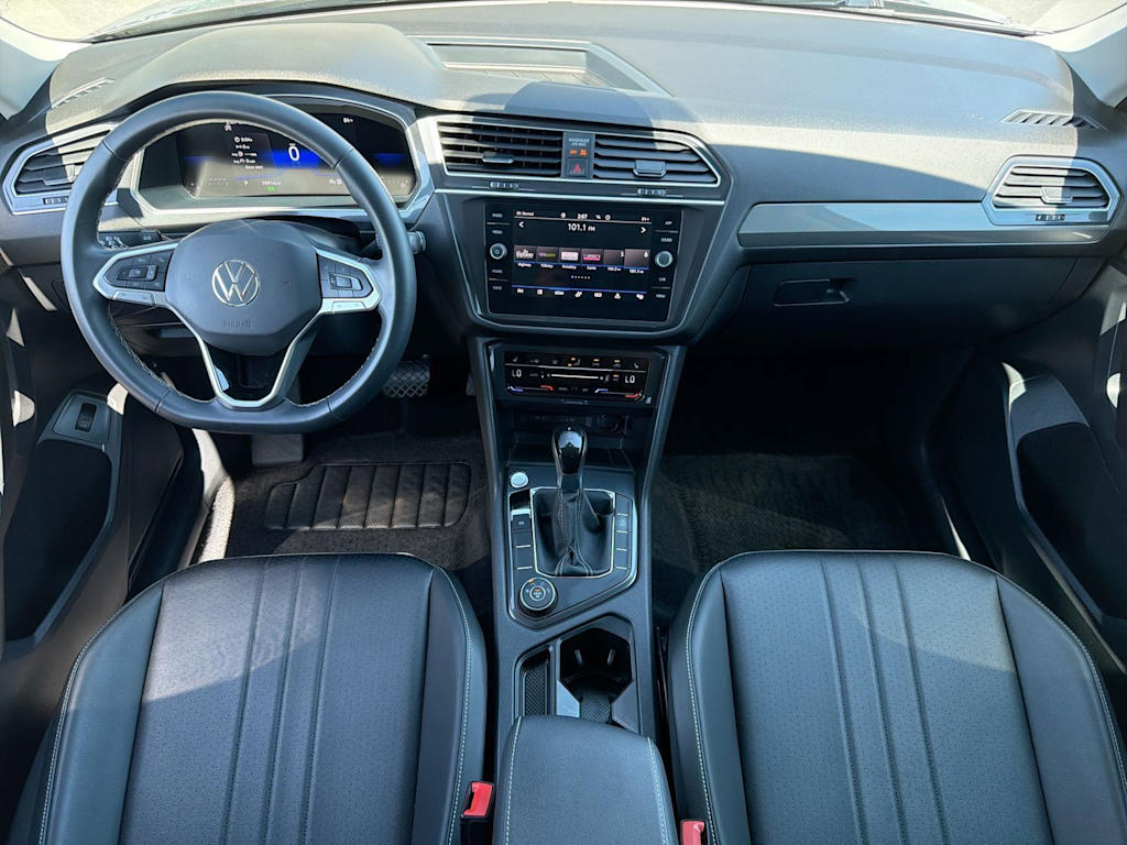 Thumbnail: 2024 Volkswagen Tiguan - 9