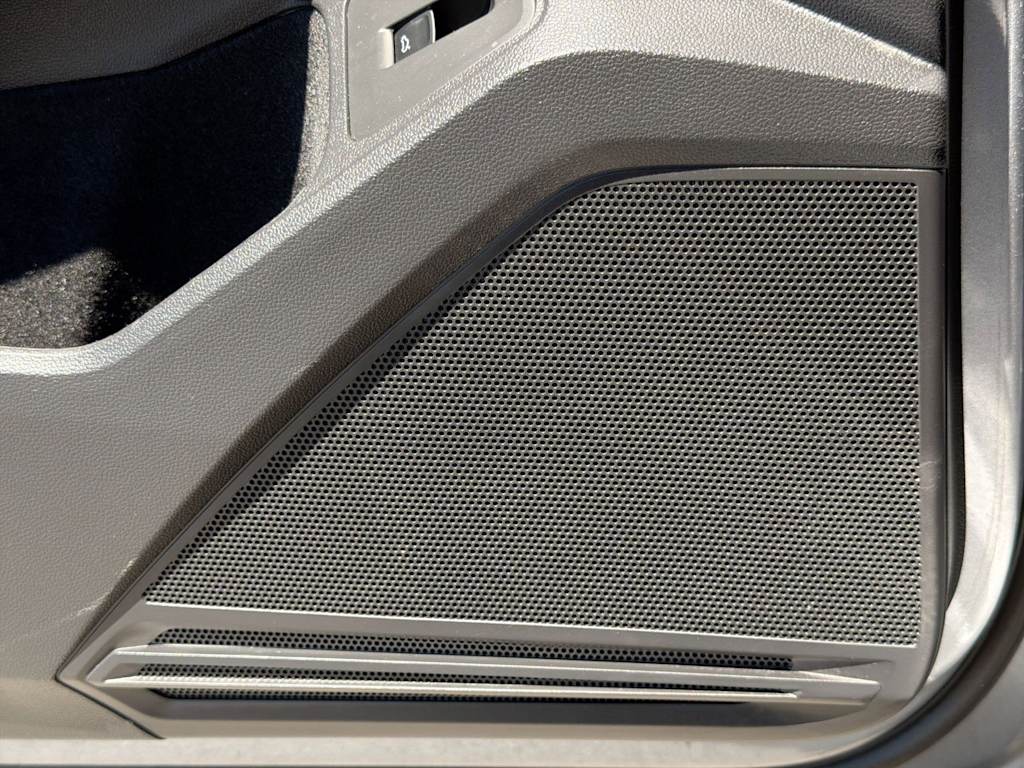 Thumbnail: 2024 Volkswagen Tiguan - 34