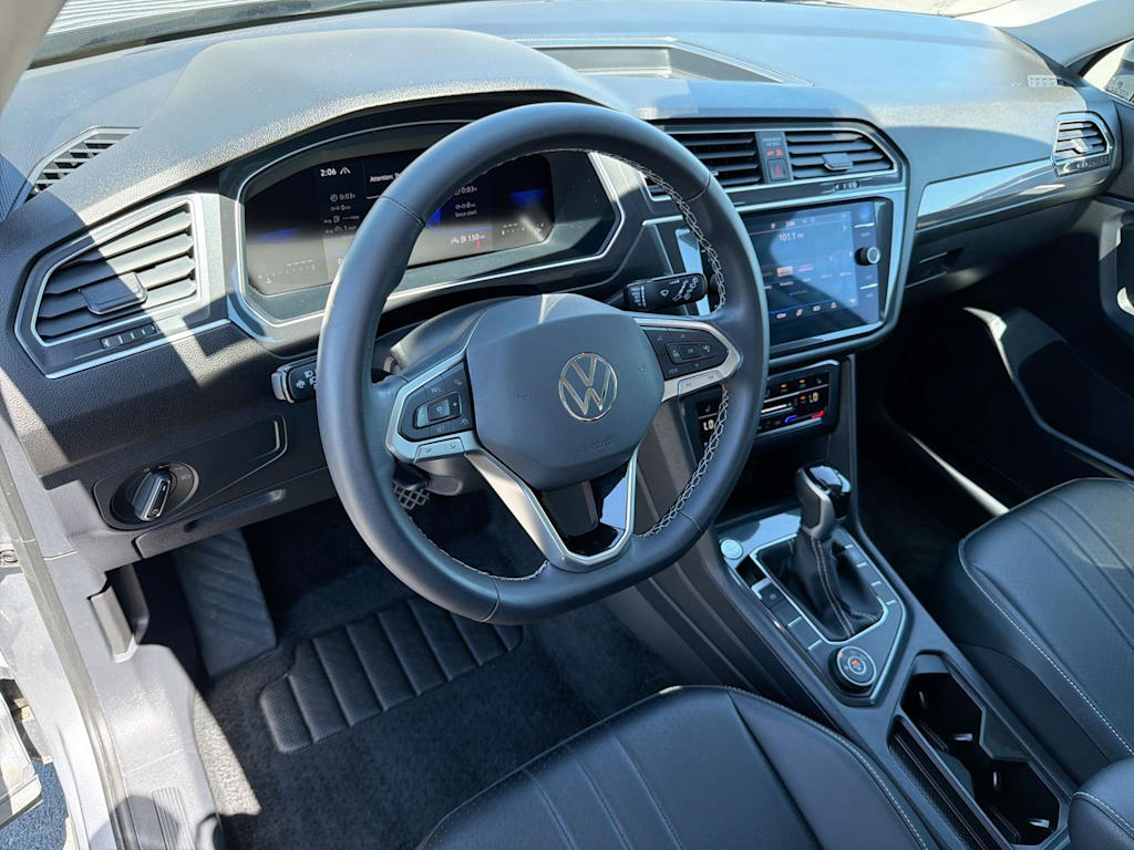 Thumbnail: 2024 Volkswagen Tiguan - 2