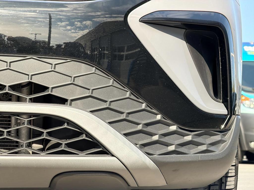 Thumbnail: 2023 Volkswagen Taos - 25